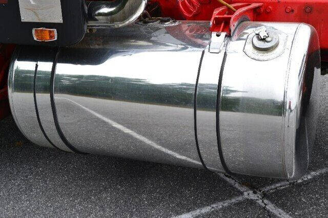 1983 Peterbilt 362 FAT CAB