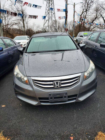 2010 Honda Accord for sale at FIVE FRIENDS AUTO in Wilmington DE
