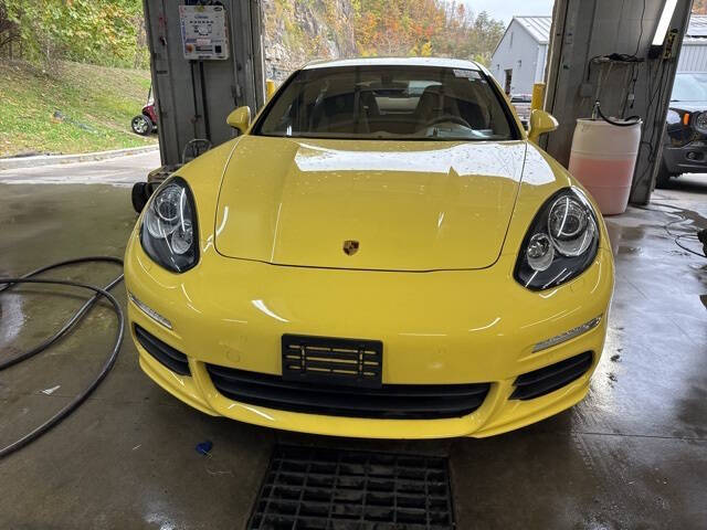 2014 Porsche Panamera 4