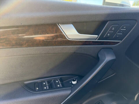2018 Audi Q5 2.0T quattro Premium