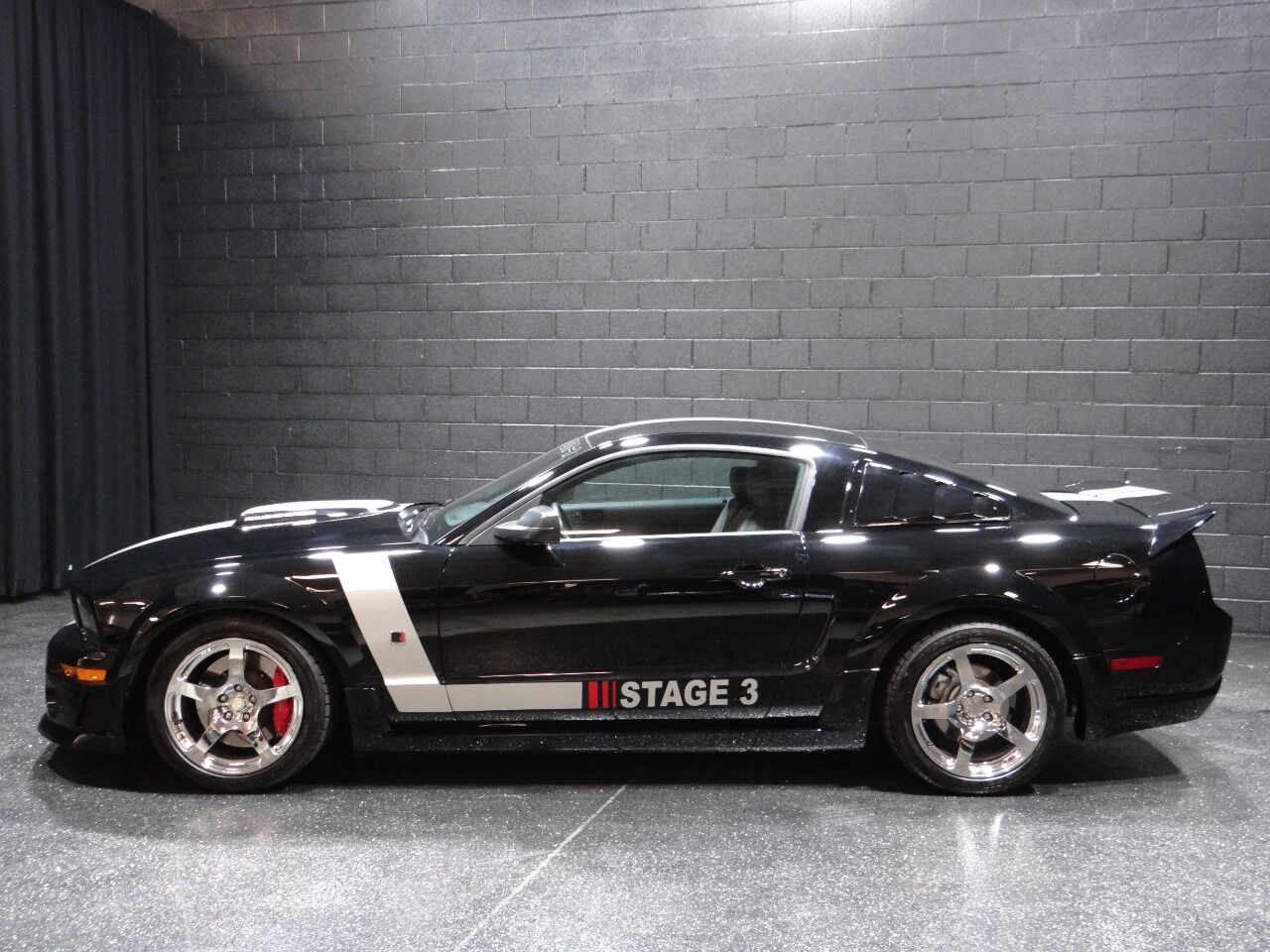2006 Ford Mustang 4