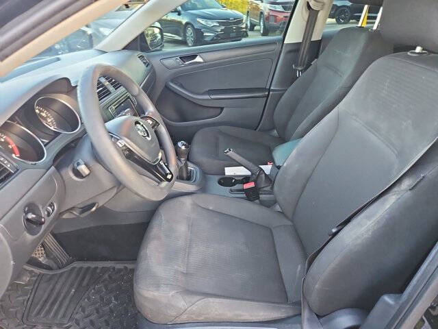 2016 Volkswagen Jetta