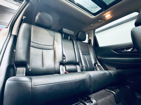 2017 Nissan Rogue SL