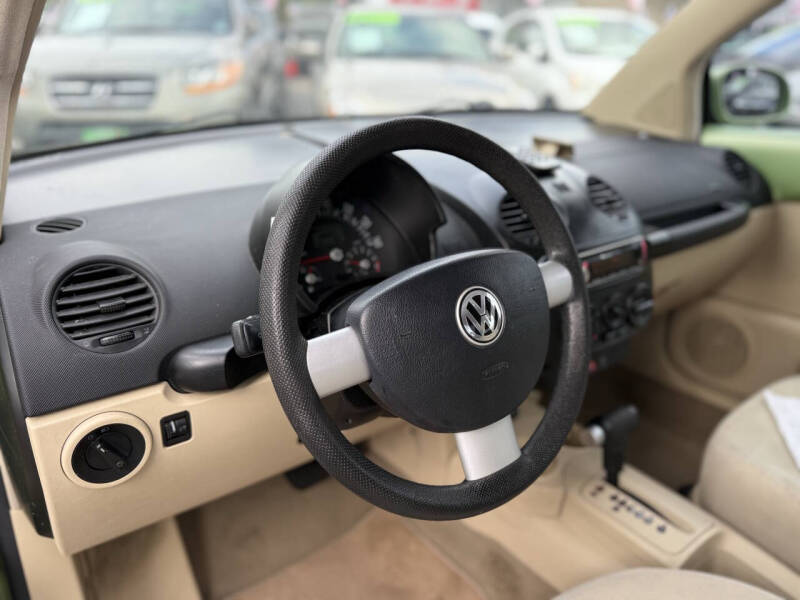 2002 Volkswagen New Beetle GL