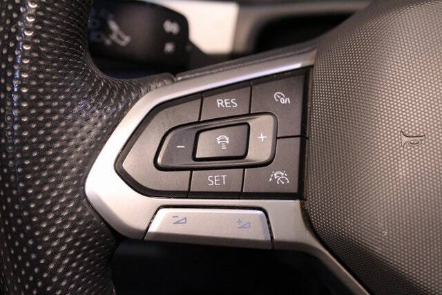 2022 Volkswagen Atlas Cross Sport V6 SEL Premium R-Line 4Motion