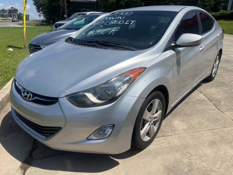 2013 Hyundai Elantra GLS's photo