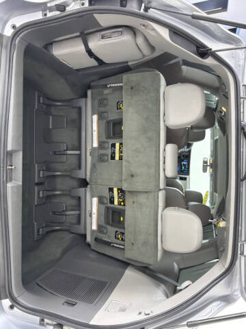 2016 Toyota Sienna
