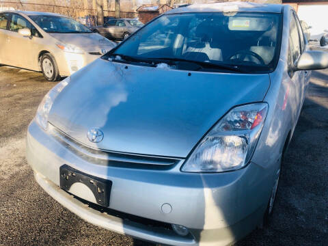 2004 Toyota Prius for sale at Midland Commercial. Chicago Cargo Vans & Truck in Bridgeview IL