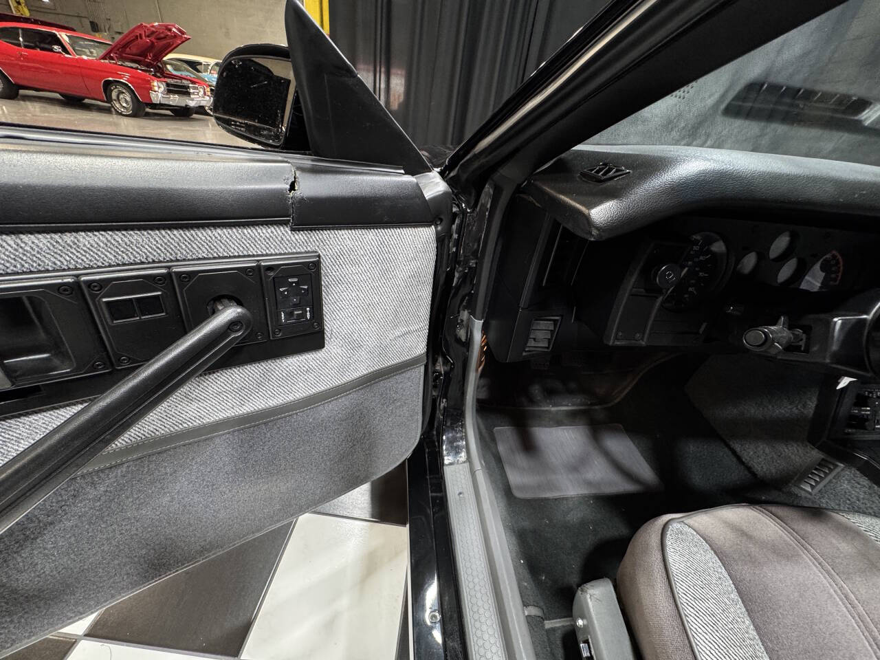 1986 Chevrolet Camaro 48