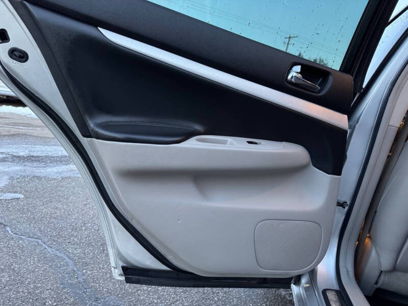 2009 Infiniti G37 Sedan x