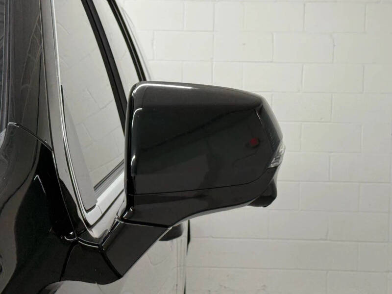 2023 Cadillac Escalade ESV Luxury