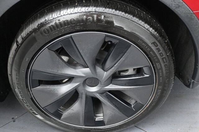 2025 Tesla Model Y Long Range