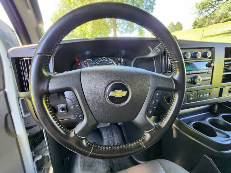 2021 Chevrolet Express 2500