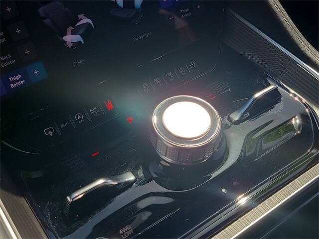 2024 Jeep Grand Wagoneer Obsidian