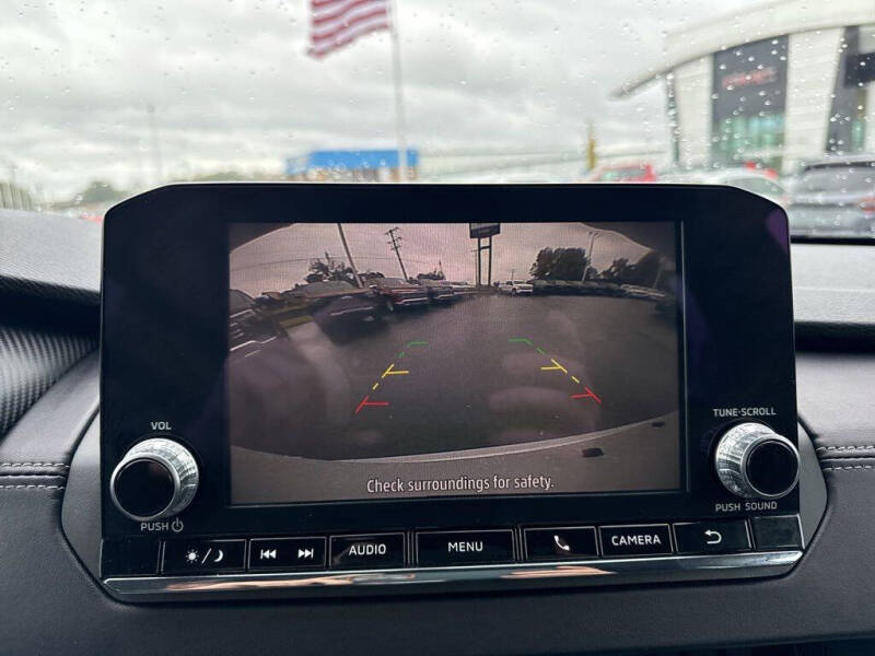 2023 Mitsubishi Outlander ES