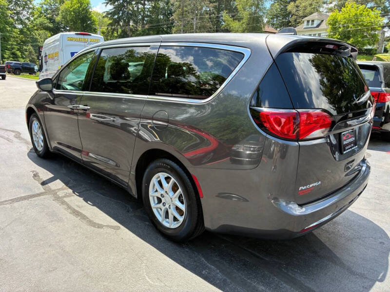 2020 Chrysler Pacifica Touring
