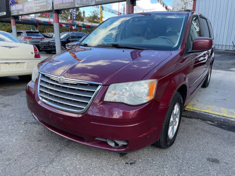 2008 Chrysler Town and Country for sale at Gallery Auto Sales in Bronx NY
