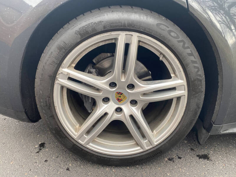 2018 Porsche Panamera