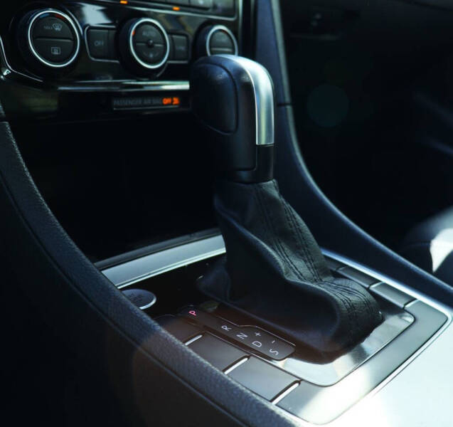 2022 Volkswagen Passat SE