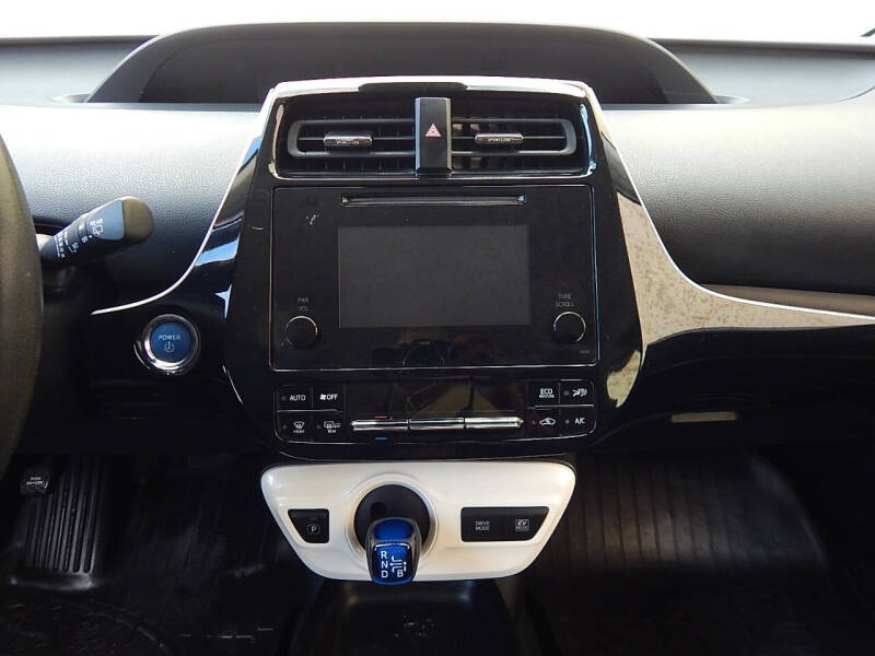 2017 Toyota Prius One
