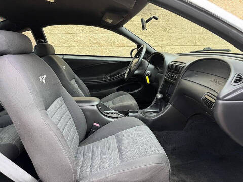2000 Ford Mustang GT