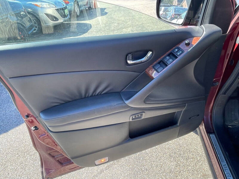 2010 Nissan Murano LE