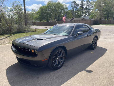 2018 Dodge Challenger SXT Plus