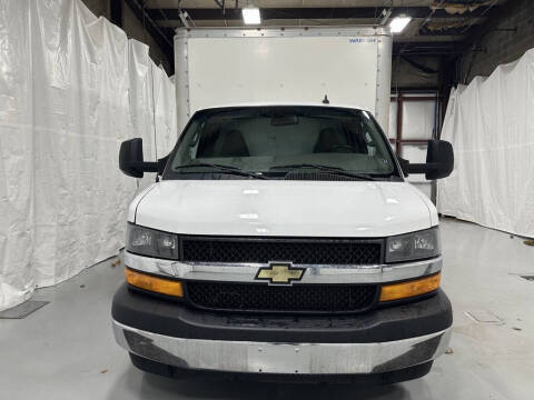 2022 Chevrolet Express 3500