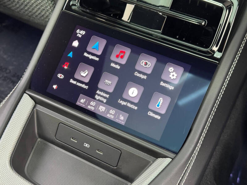 2024 Porsche Panamera 4