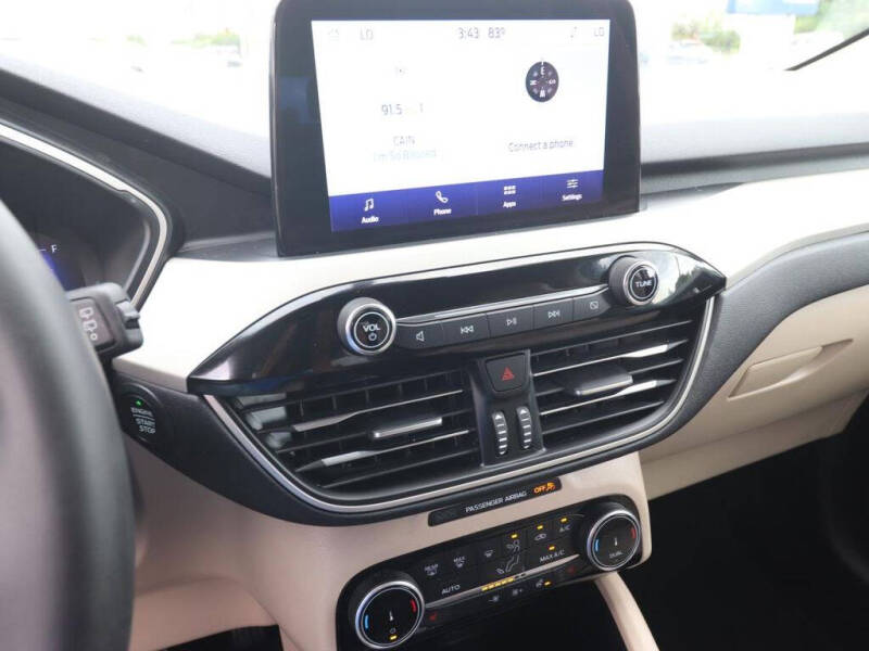 2022 Ford Escape SEL