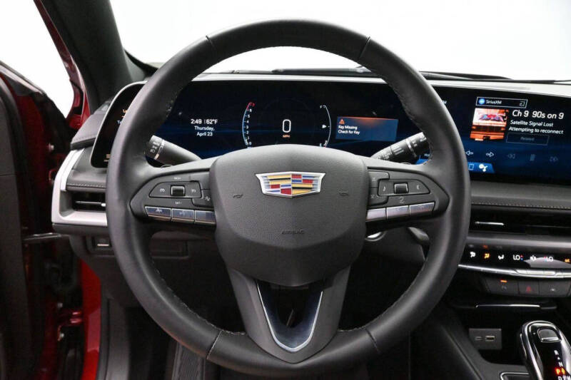 2024 Cadillac XT4 Premium Luxury