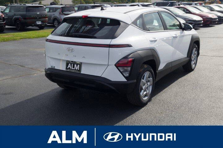 2026 Hyundai Kona SE