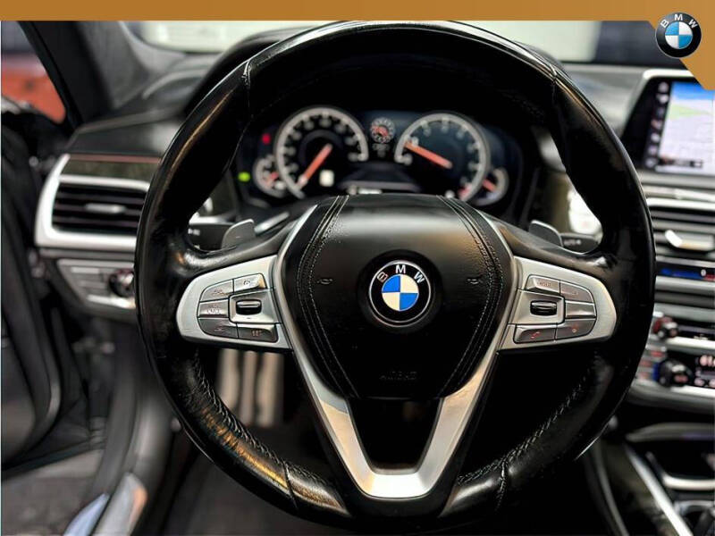2017 BMW 7 Series 750i
