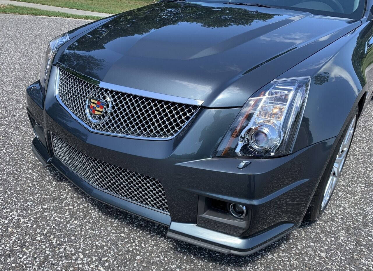 2011 Cadillac CTS-V 17