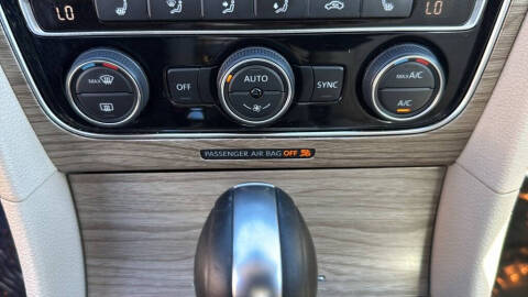 2018 Volkswagen Passat 2.0T SE