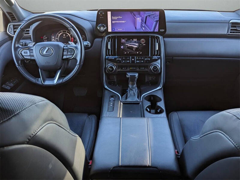 2022 Lexus LX 600 Luxury