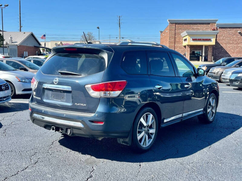 2016 Nissan Pathfinder SV