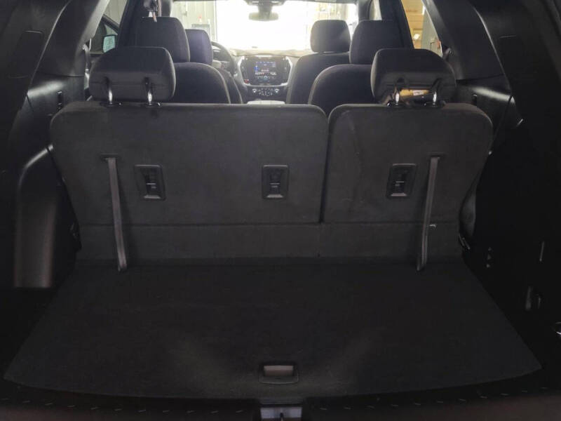 2022 Chevrolet Traverse LT Cloth