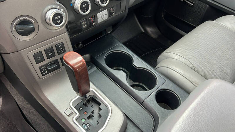 2012 Toyota Sequoia Platinum