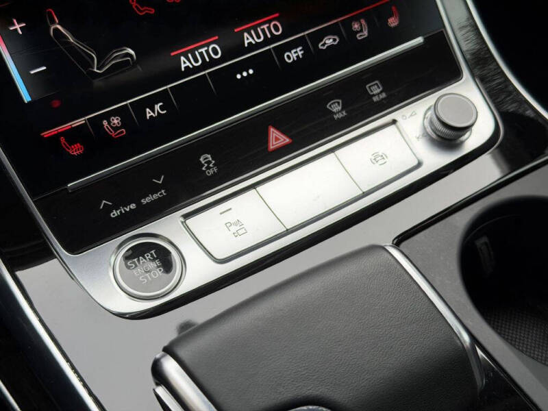 2022 Audi Q7 quattro Prestige 55 TFSI