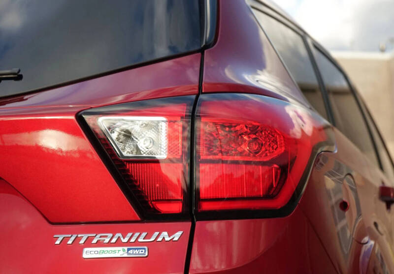 2019 Ford Escape Titanium