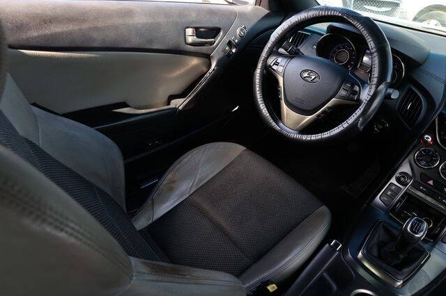 2015 Hyundai Genesis Coupe 3.8