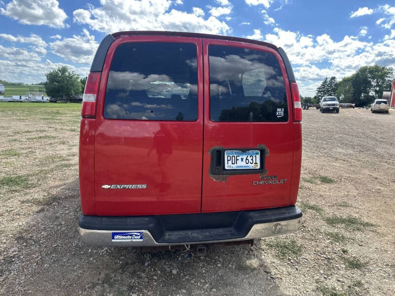 2003 Chevrolet Express 2500 LS