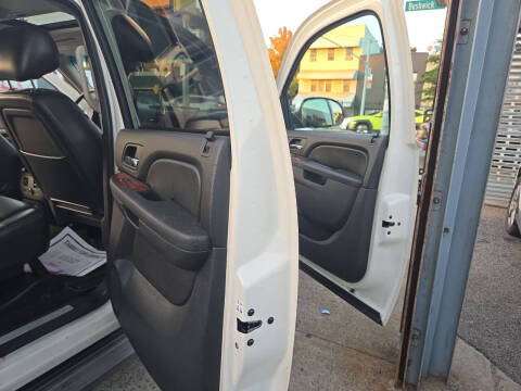 2012 Chevrolet Avalanche LTZ