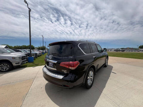 2017 Infiniti QX80
