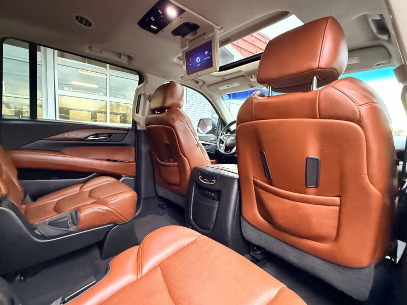 2018 Cadillac Escalade ESV Premium Luxury