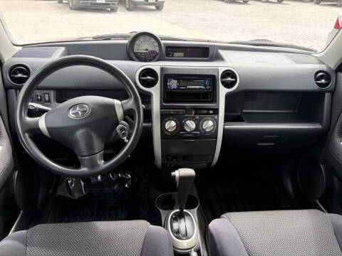 2005 Scion xB