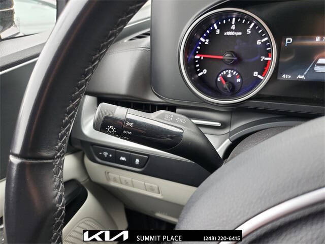 2023 Kia Carnival