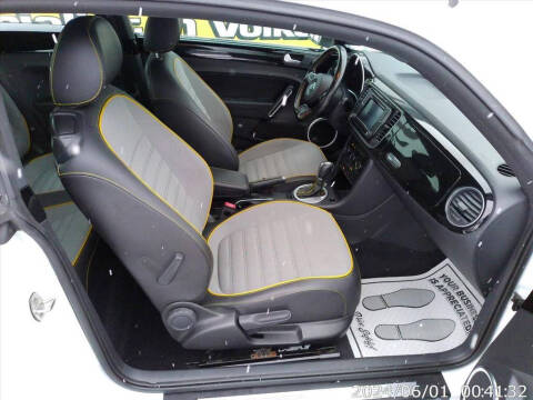 2016 Volkswagen Beetle 1.8T Dune PZEV