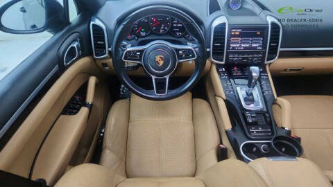 2016 Porsche Cayenne